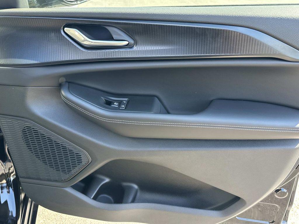new 2025 Jeep Grand Cherokee L car, priced at $39,165