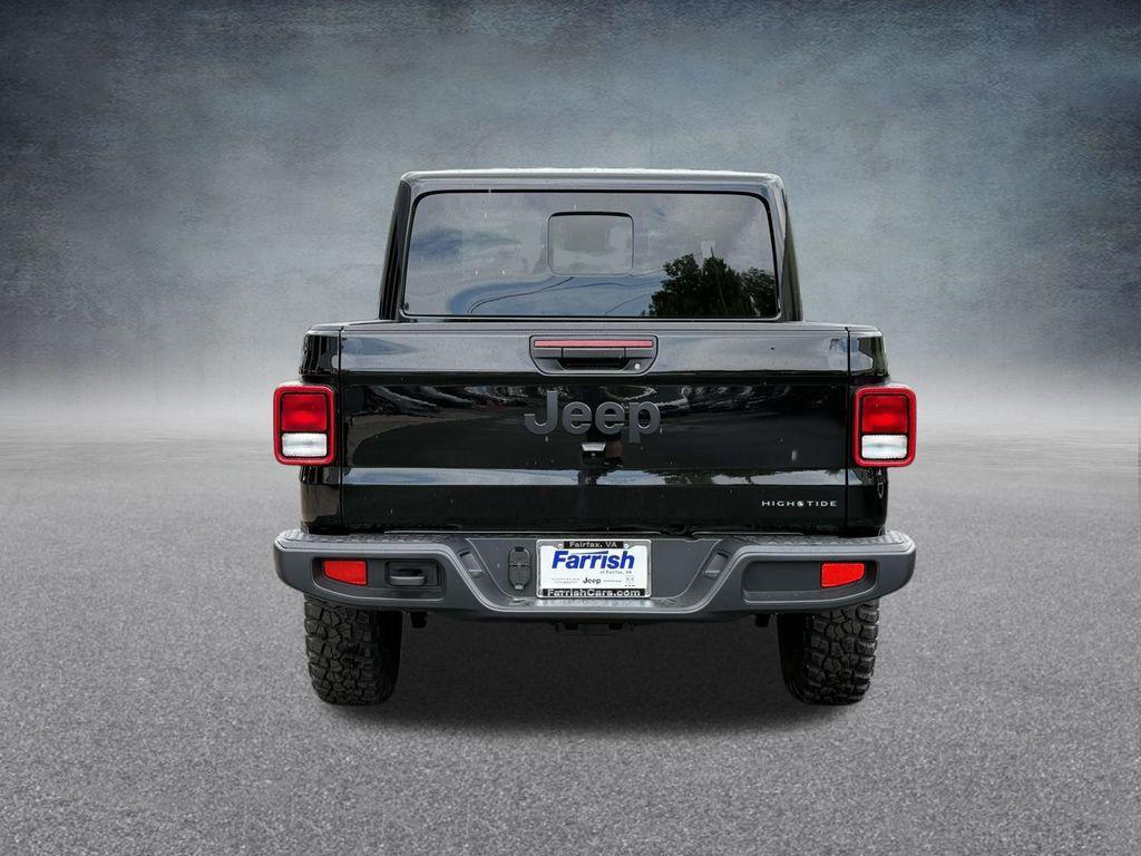 new 2025 Jeep Gladiator car, priced at $41,878