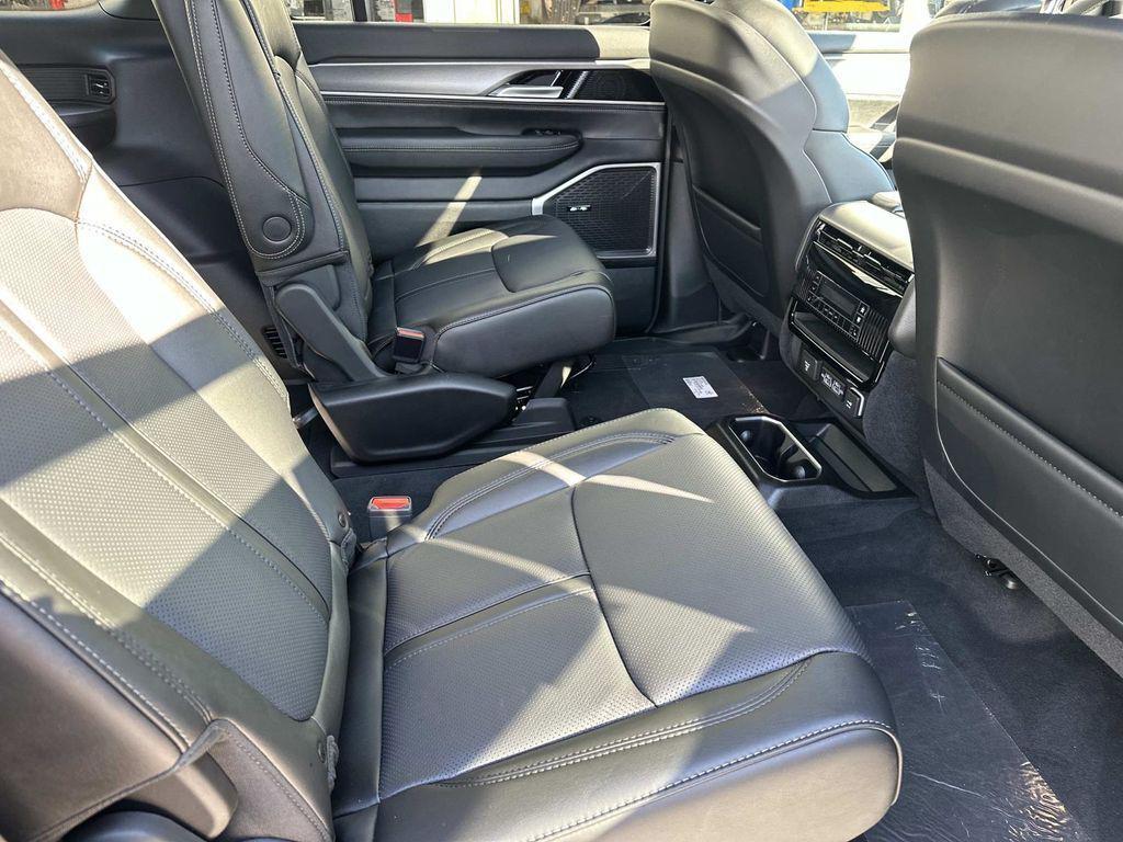 new 2025 Jeep Wagoneer car, priced at $65,685