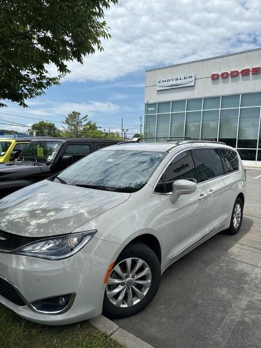 used 2019 Chrysler Pacifica car, priced at $17,500