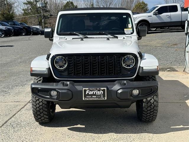 new 2024 Jeep Gladiator car, priced at $42,754