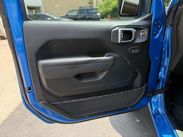 new 2025 Jeep Wrangler car, priced at $35,860