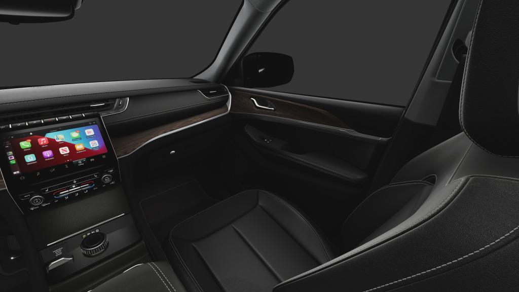 new 2025 Jeep Grand Cherokee car, priced at $53,640