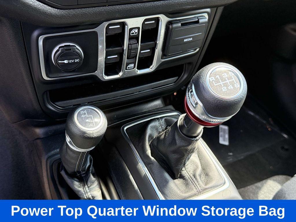 new 2025 Jeep Wrangler car, priced at $39,812