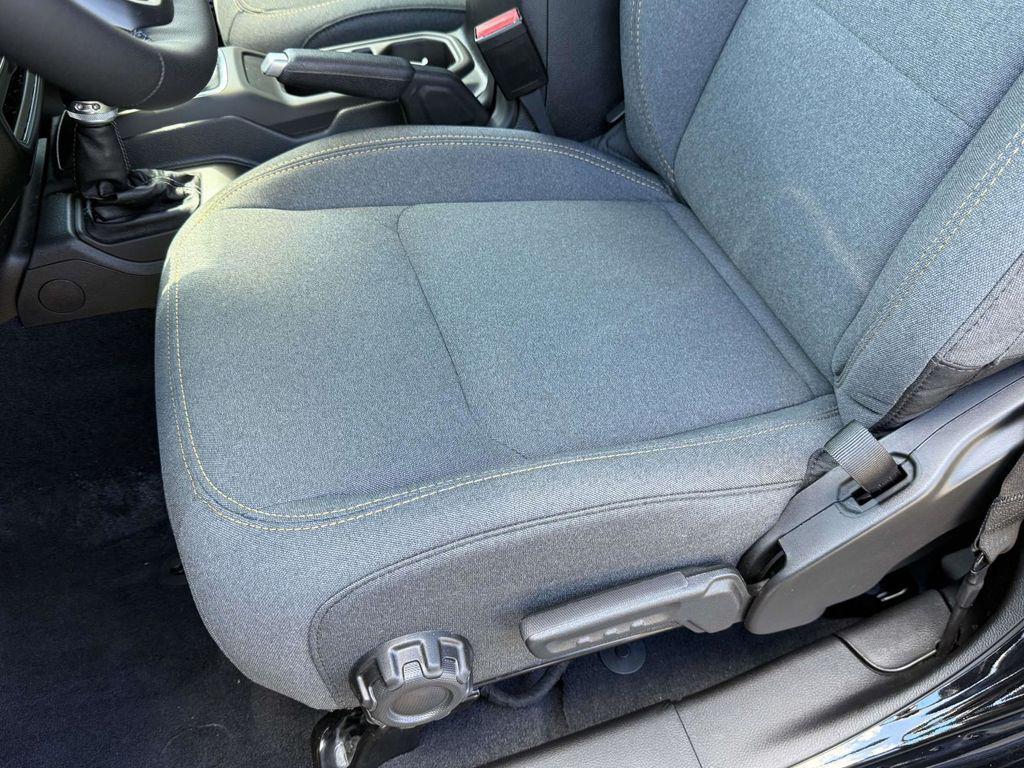 new 2025 Jeep Wrangler car, priced at $39,812