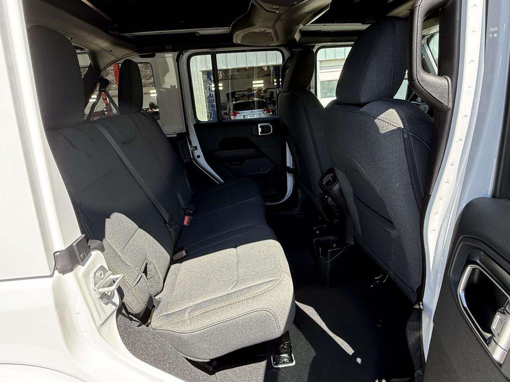 new 2025 Jeep Wrangler car, priced at $46,803