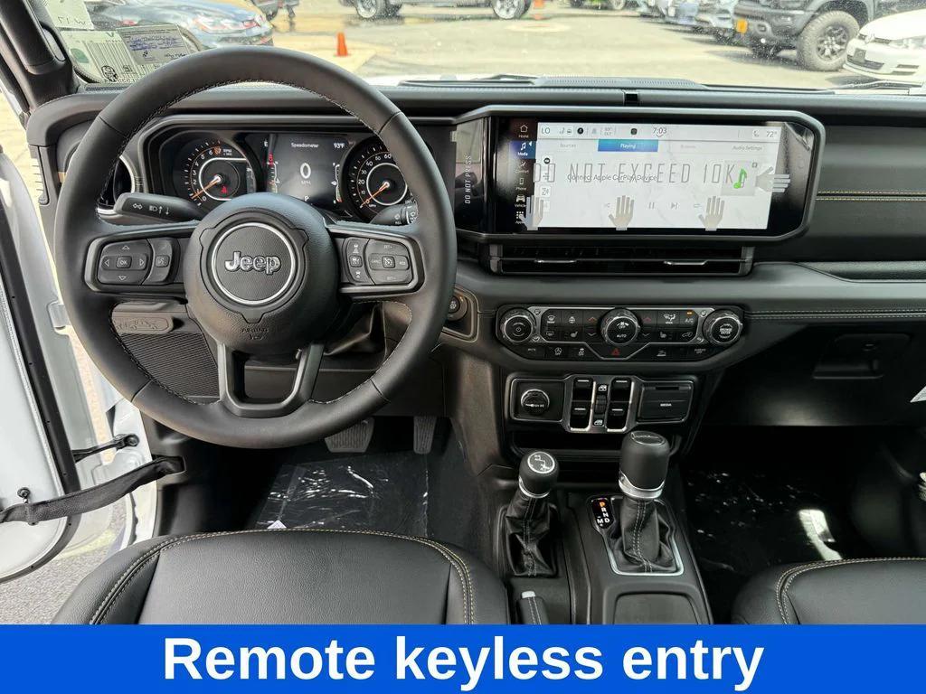 new 2025 Jeep Gladiator car, priced at $41,342