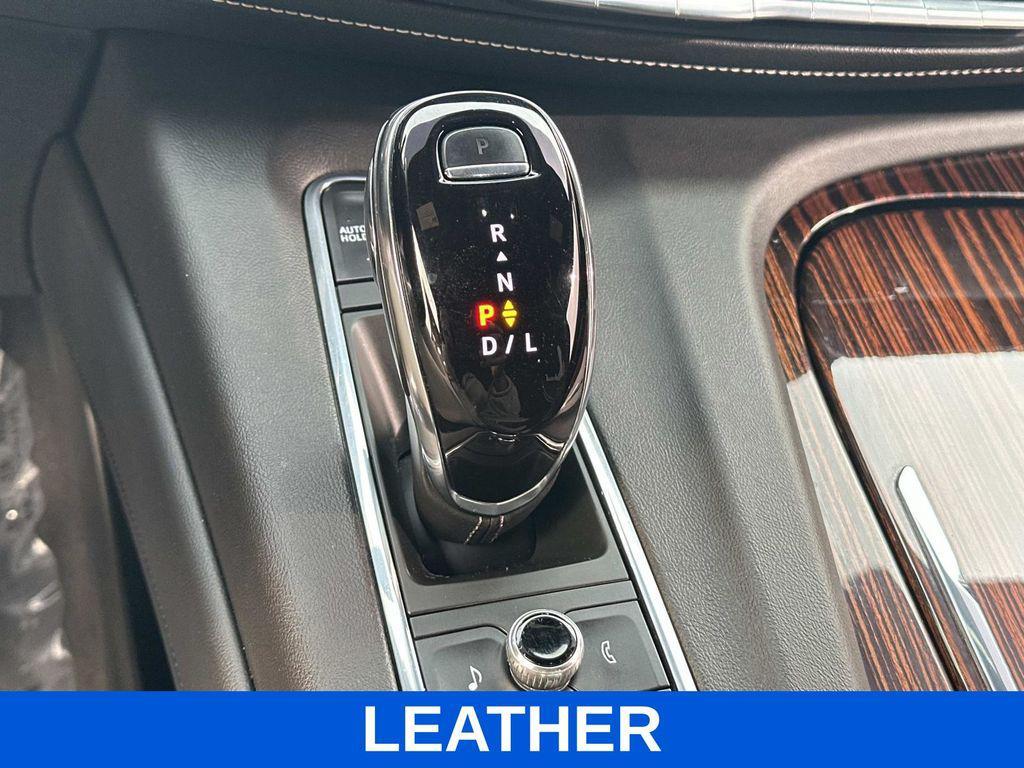 used 2022 Cadillac Escalade ESV car, priced at $55,995