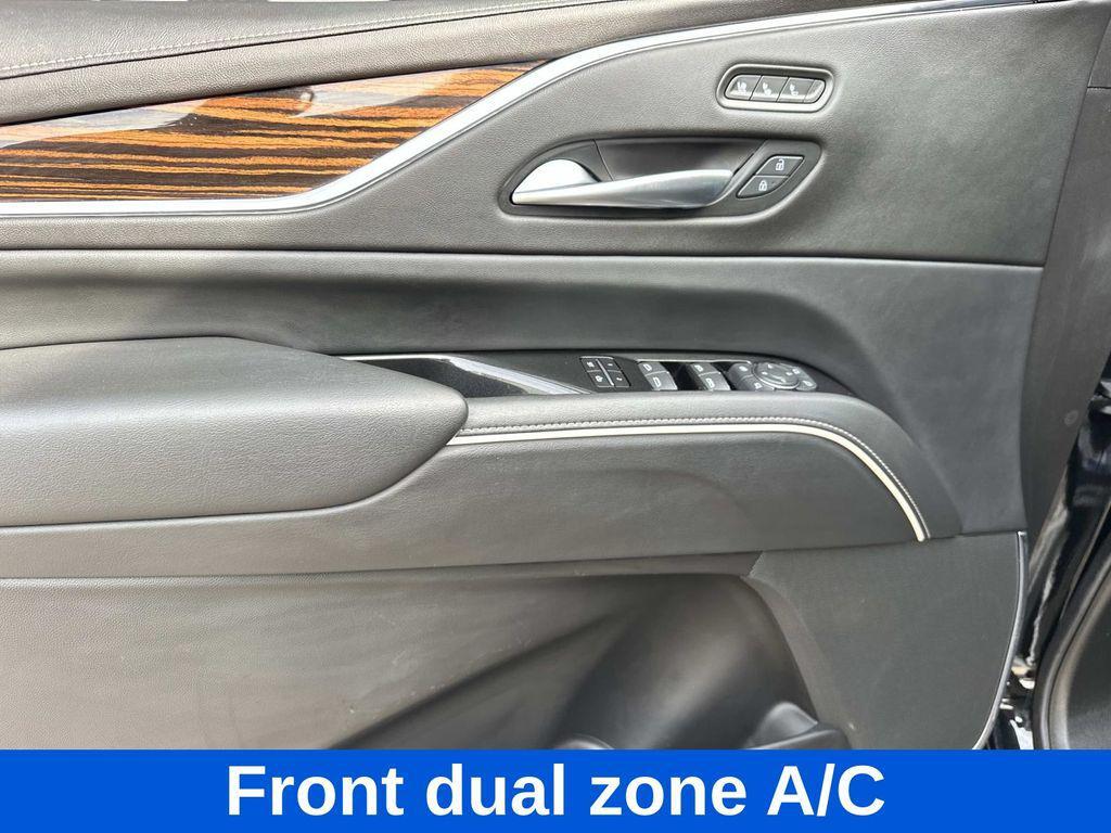 used 2022 Cadillac Escalade ESV car, priced at $55,995