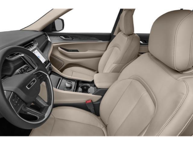 new 2025 Jeep Grand Cherokee car, priced at $46,135