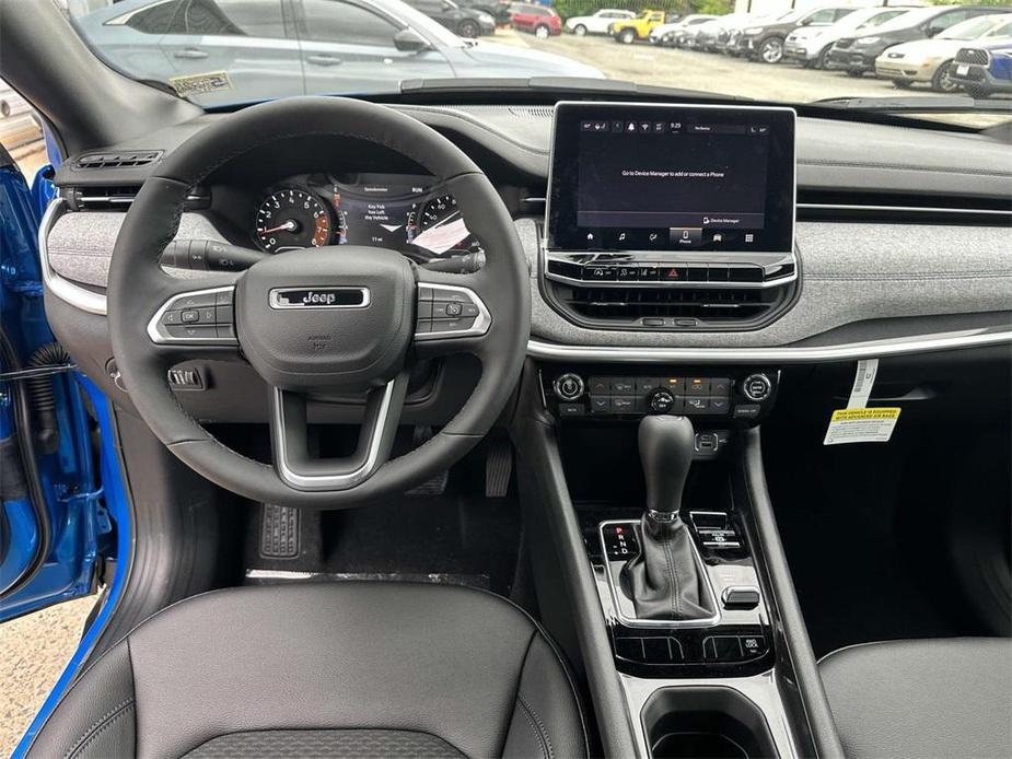 new 2024 Jeep Compass car, priced at $25,579