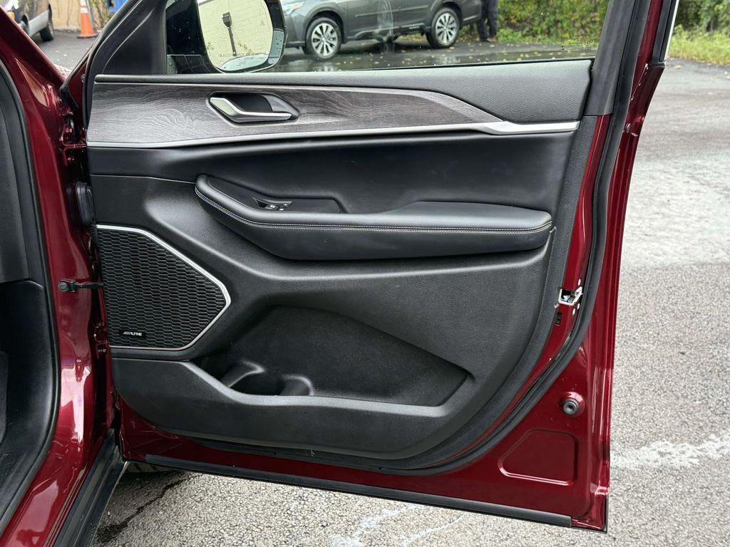 used 2021 Jeep Grand Cherokee L car, priced at $26,995