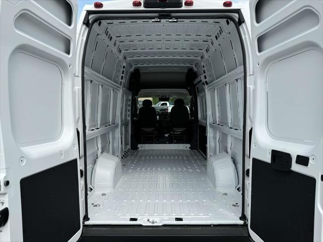 new 2024 Ram ProMaster 3500 car, priced at $47,070