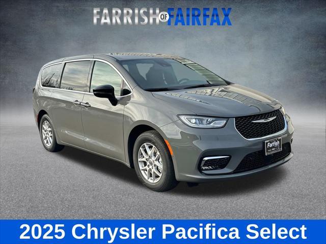 new 2025 Chrysler Pacifica car, priced at $39,628