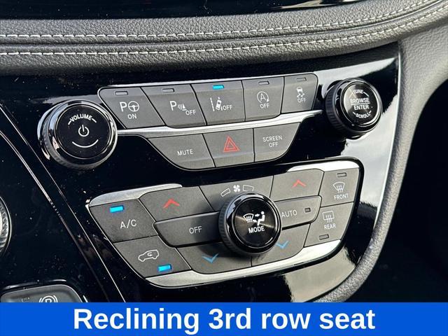 new 2025 Chrysler Pacifica car, priced at $37,995