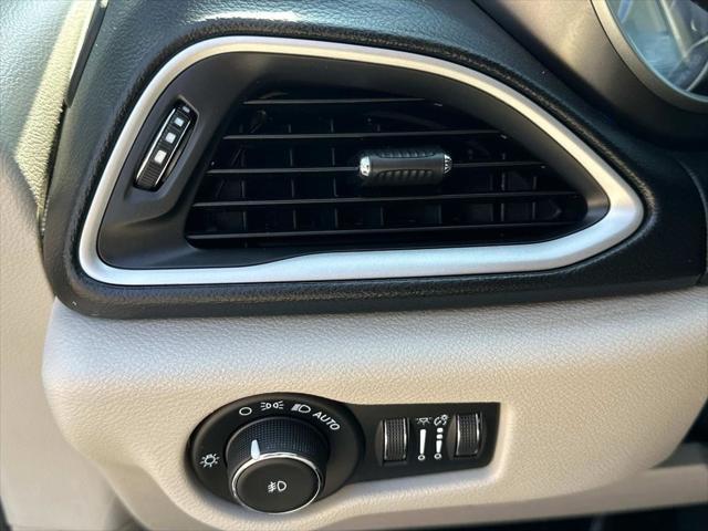 used 2022 Chrysler Pacifica car, priced at $21,500