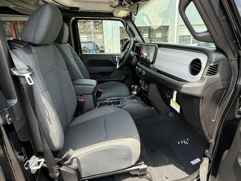new 2025 Jeep Wrangler car, priced at $32,950