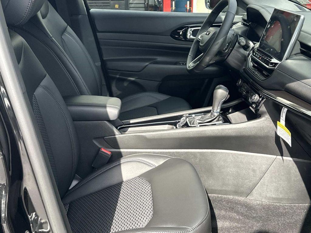 new 2026 Jeep Compass car, priced at $27,184