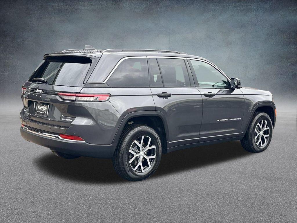 new 2025 Jeep Grand Cherokee car, priced at $40,877