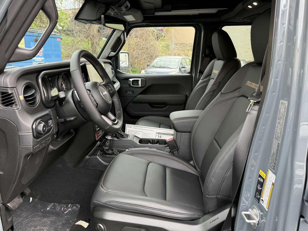 new 2025 Jeep Wrangler car, priced at $95,890