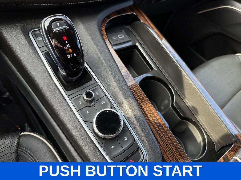 used 2022 Cadillac Escalade ESV car, priced at $58,995