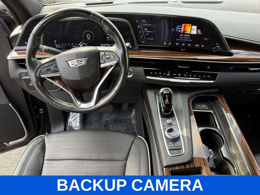 used 2022 Cadillac Escalade ESV car, priced at $58,995