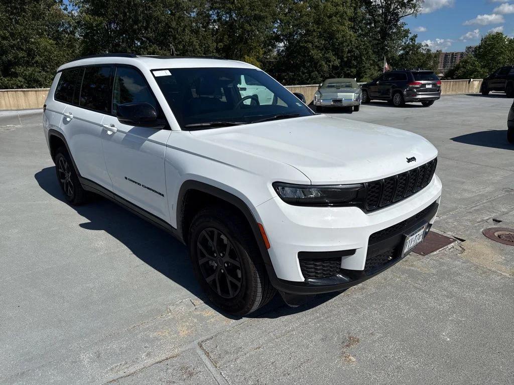 used 2025 Jeep Grand Cherokee L car, priced at $37,800