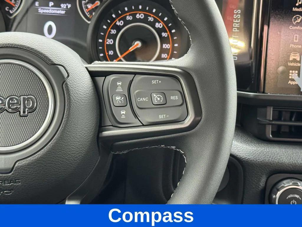 new 2025 Jeep Gladiator car, priced at $38,178