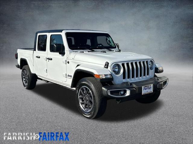 used 2023 Jeep Gladiator car, priced at $32,000