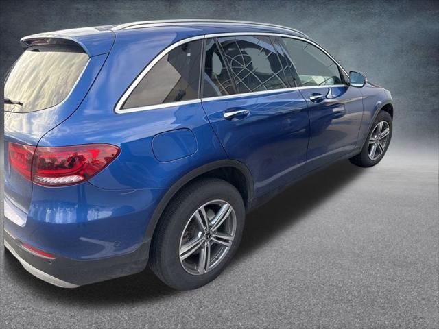 used 2022 Mercedes-Benz GLC 300 car, priced at $27,899