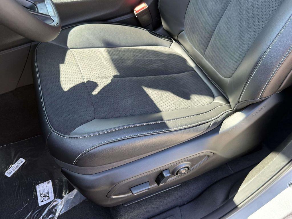 new 2025 Jeep Grand Cherokee car, priced at $36,355