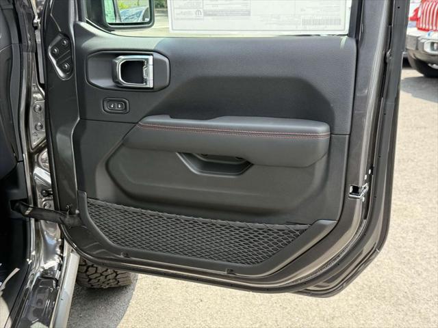 new 2025 Jeep Gladiator car, priced at $50,708