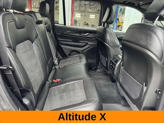 used 2024 Jeep Grand Cherokee car, priced at $34,000
