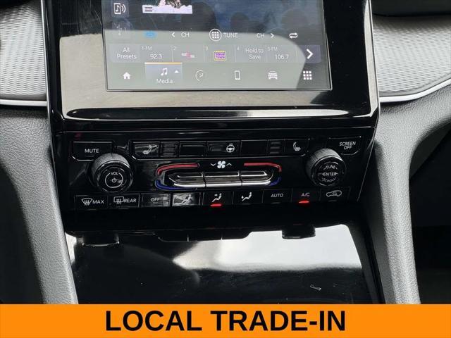 used 2024 Jeep Grand Cherokee car, priced at $34,000