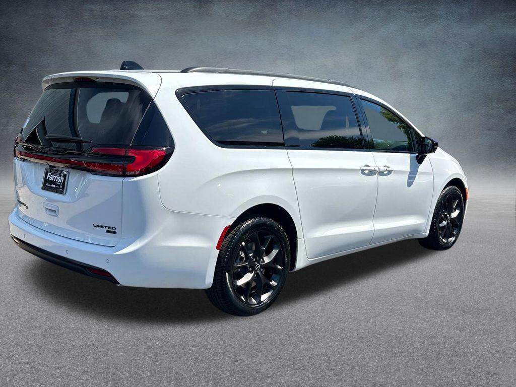 new 2026 Chrysler Pacifica car, priced at $46,393