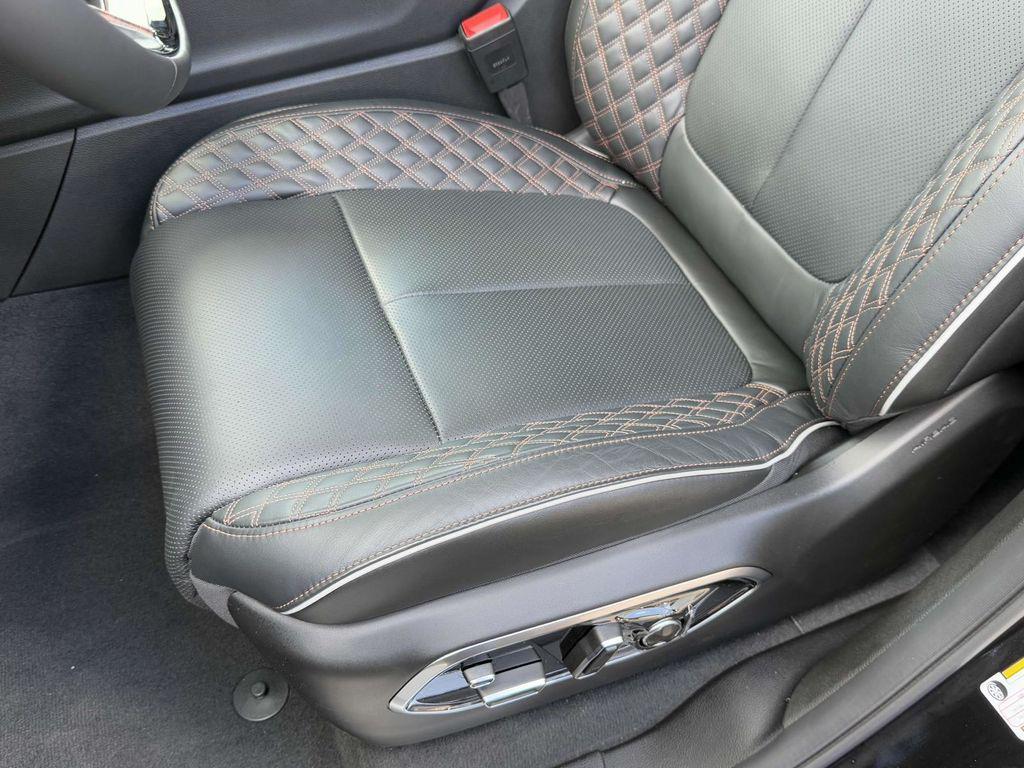new 2025 Jeep Grand Cherokee car, priced at $54,395