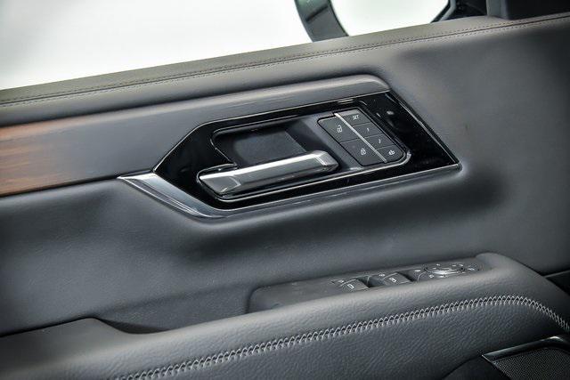 new 2025 GMC Yukon XL car, priced at $90,355