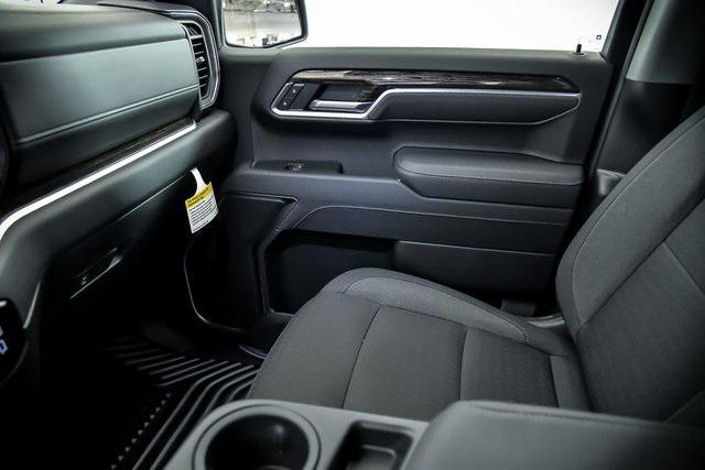 new 2025 GMC Sierra 1500 car, priced at $50,695