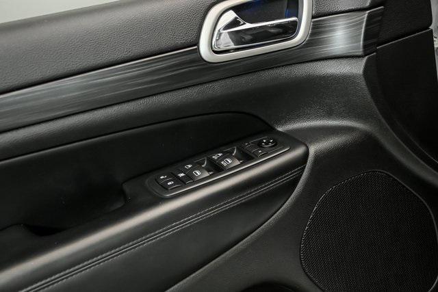 used 2020 Jeep Grand Cherokee car, priced at $21,590