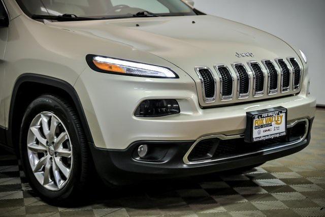 used 2015 Jeep Cherokee car, priced at $8,795