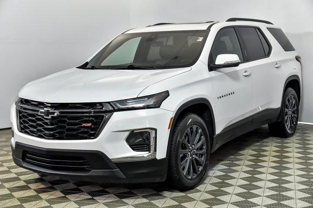 used 2022 Chevrolet Traverse car, priced at $39,990