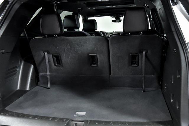 used 2022 Chevrolet Traverse car, priced at $39,990