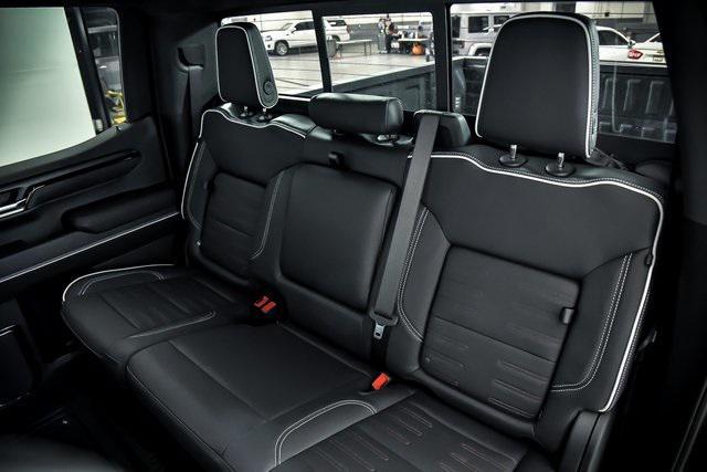new 2025 GMC Sierra 1500 car, priced at $79,029