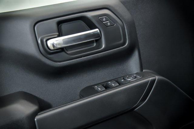 new 2025 GMC Sierra 1500 car, priced at $45,020