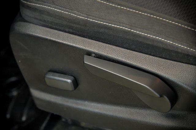 used 2015 Chevrolet Colorado car, priced at $15,290