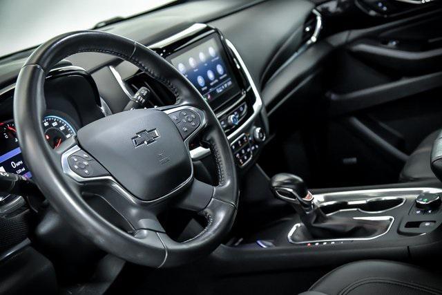 used 2022 Chevrolet Traverse car, priced at $41,990
