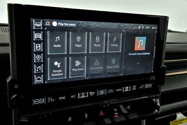 new 2025 GMC HUMMER EV Pickup car