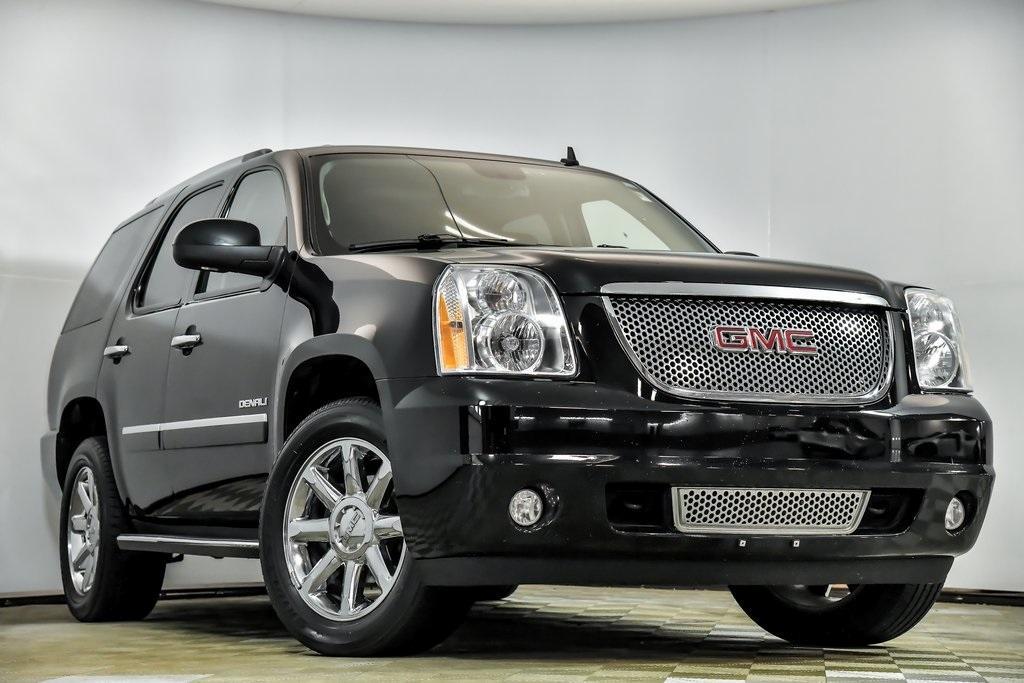 used 2013 GMC Yukon car, priced at $18,995
