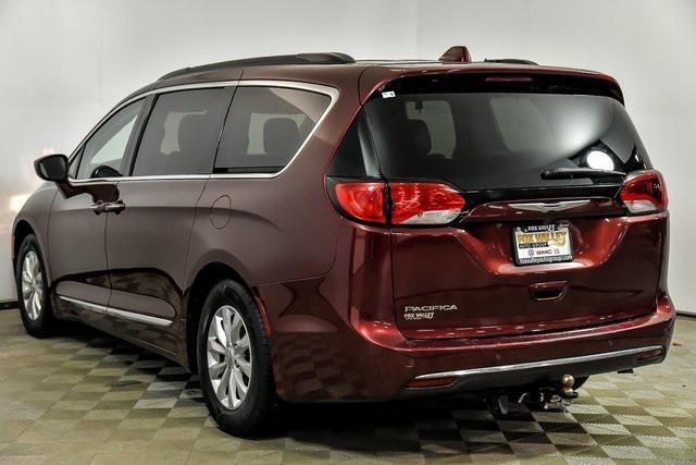 used 2017 Chrysler Pacifica car, priced at $15,990