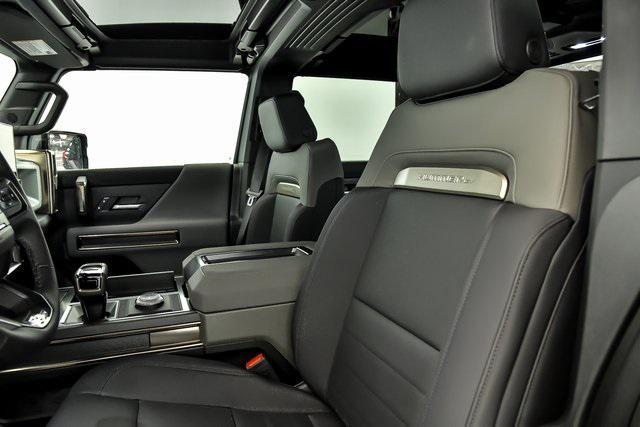 new 2025 GMC HUMMER EV Pickup car, priced at $93,939